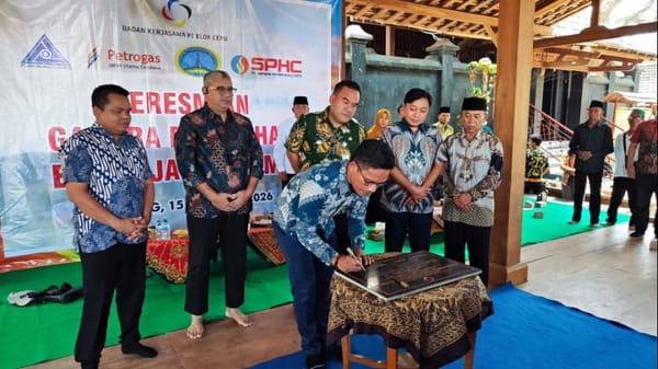 Sarana Patra Hulu Cepu Resmikan Gapura Pesarean Eyang Jati Kusumo di Janjang, Blora